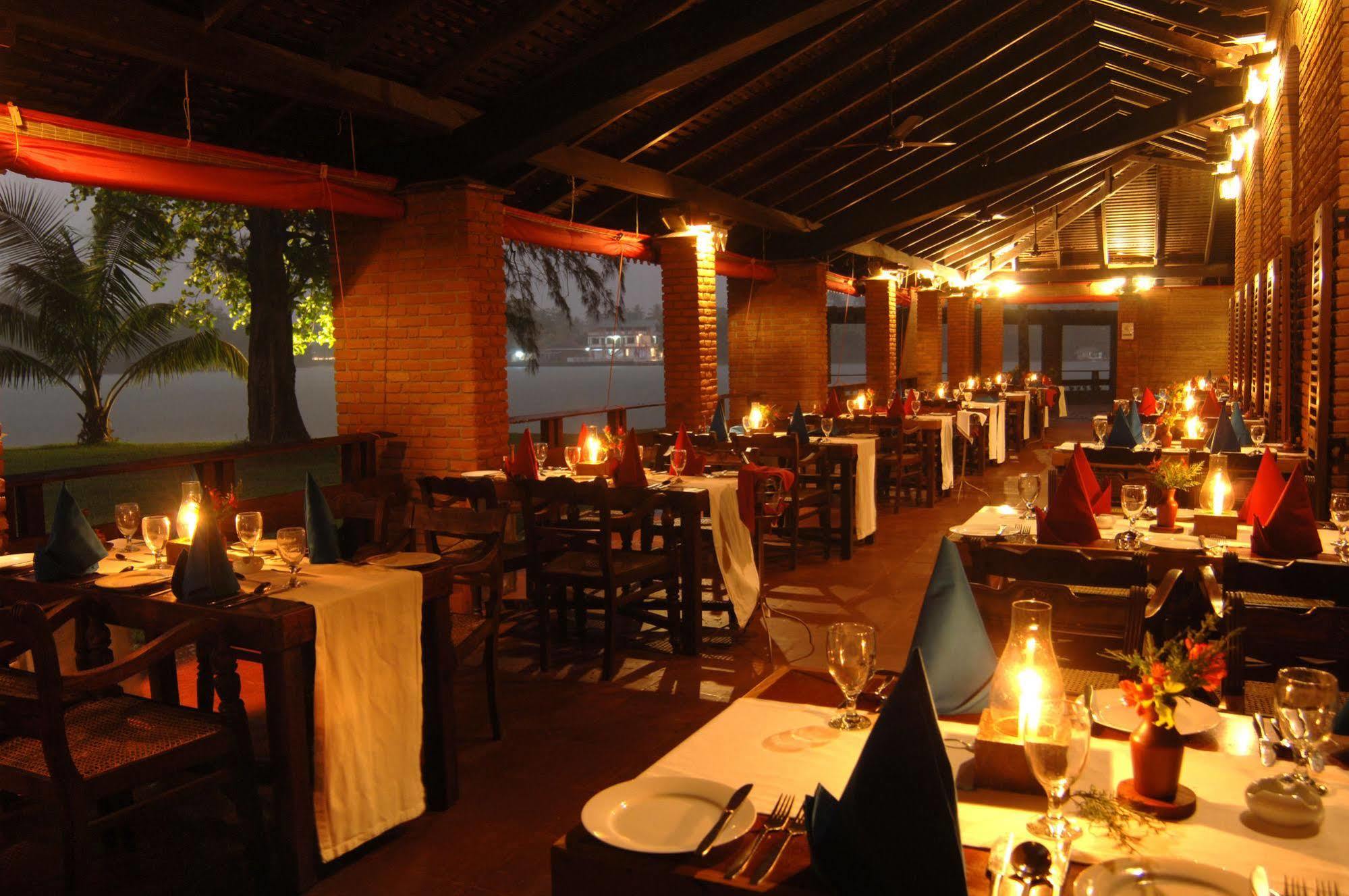 Club Bentota Hotel Exterior photo